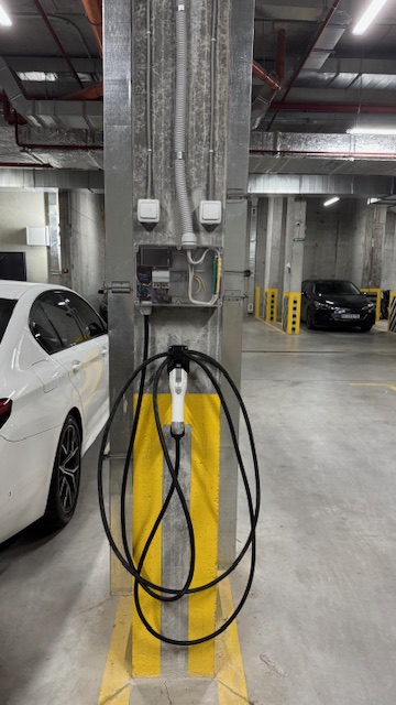 Паркомісце з відеонаглядом